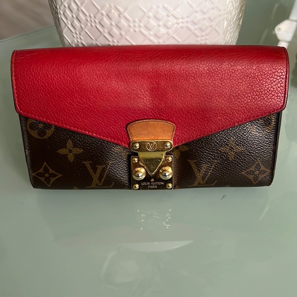 Louis Vuitton Accessories - Louis Vuitton Monogram Canvas Pallas Wallet